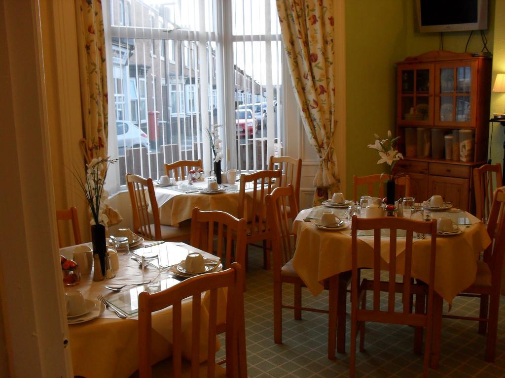 Roker View Guest House Sunderland (Tyne and Wear) Exterior foto